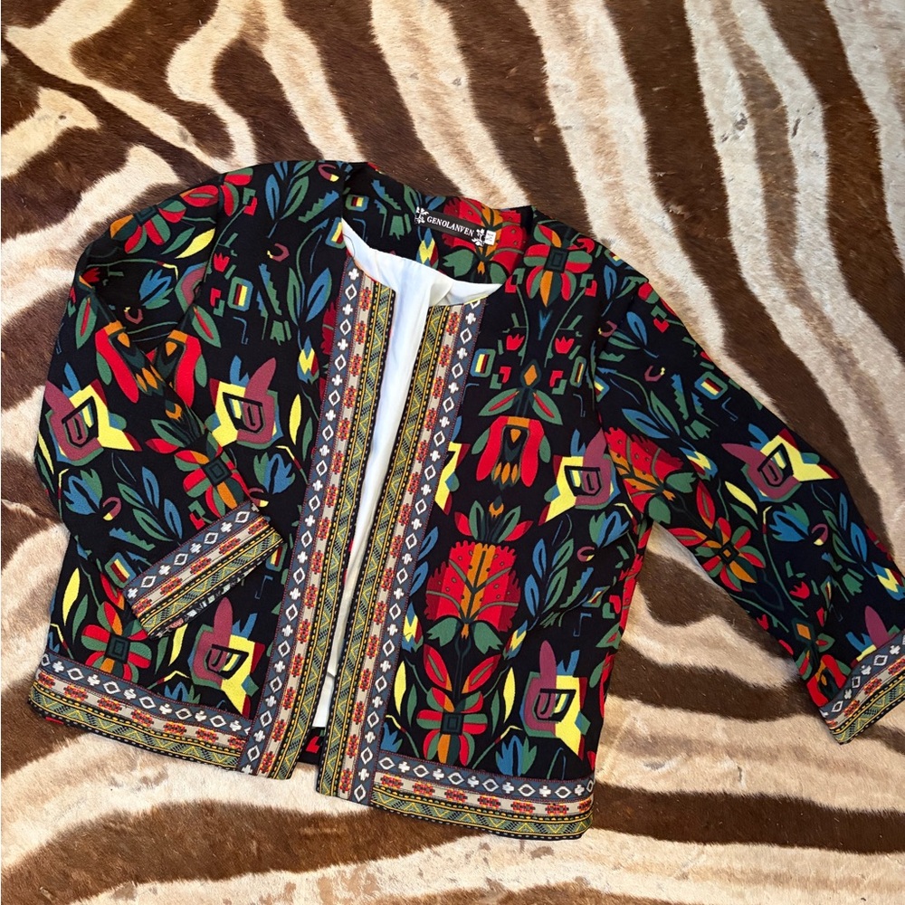 Boho Floral Artisan Open-Front Cropped Jacket - Picture 5 of 7
